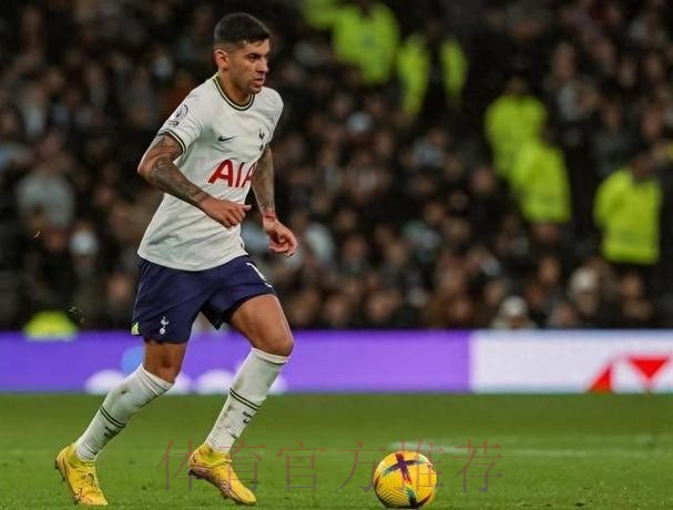 记者：皇马签拉莫斯希望渺茫 或引进德国后卫塔